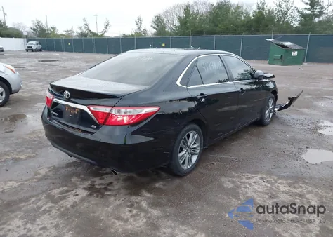 2017 Toyota Camry Se z USA, uszkodzony, nr VIN 4T1BF1FK4HU769686